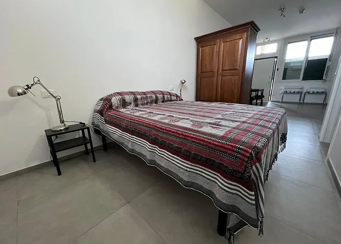 Mini Loft Orchidea-stazione Migliarina La Spezia